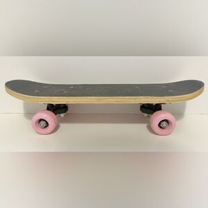 Kids Skateboard with Pink Wheels 17”